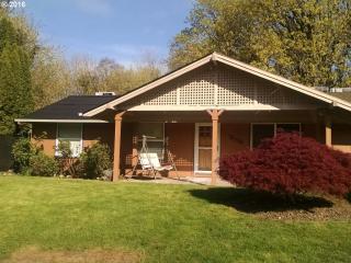 7429 101st Pl, Portland OR  97266-6011 exterior