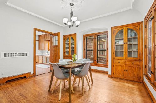 439 Oklahoma Ave, Milwaukee WI 53207-3076 exterior