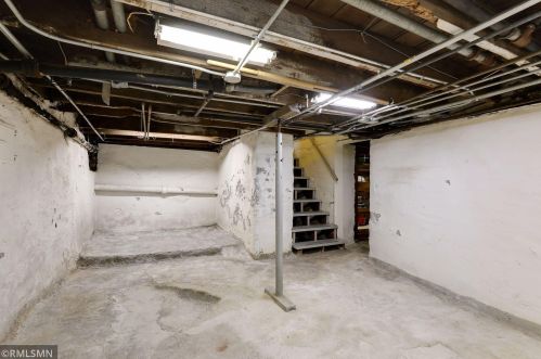 415 Arbor St, Saint Paul MN 55102-3511 exterior