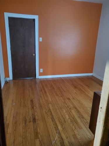 8746 Dante Ave, Chicago IL exterior