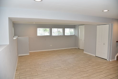 1524 Berwick Blvd, Waukegan IL 60085-1519 exterior