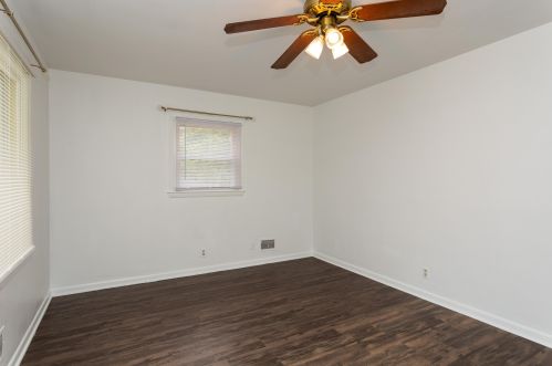 6835 Hope Ave, Milwaukee, WI 53216-1139