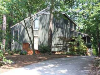 509 Holtz Ln, Cary, NC 27511-4045