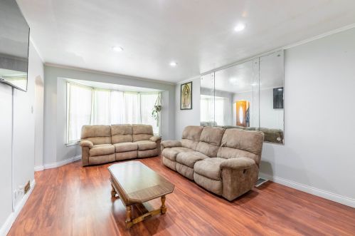 3449 55 St, Chicago IL 60632-3211 exterior