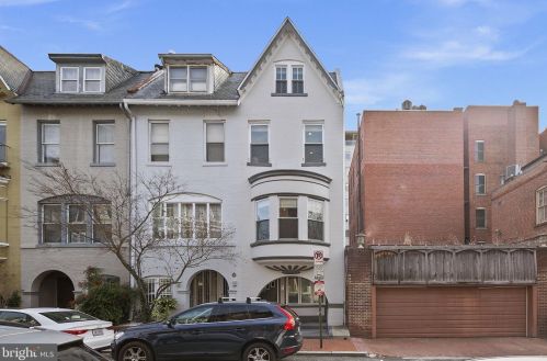 1409 Hopkins St, Washington, DC 20036-5922