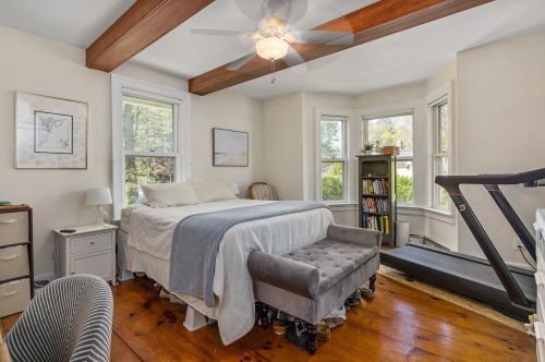 9 Arch St, Dover NH 03820-3627 exterior