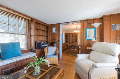 10 Meetinghouse Ln, Media PA 19064-1206 exterior