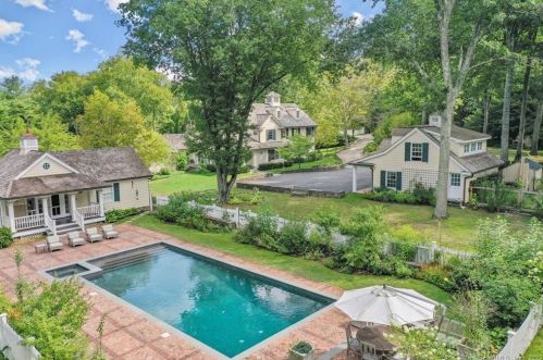 20 Partridge Holw Rd, Greenwich CT 06831-2663 exterior