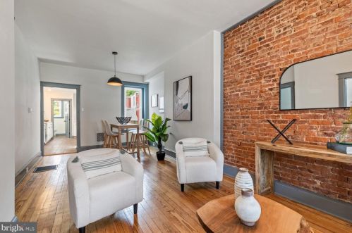 549 Plum St, Lancaster PA  17602-2348 exterior