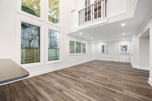 680 Holmes St, Atlanta GA  30318-7626 exterior