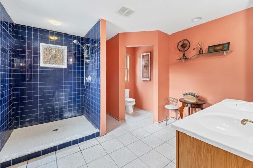 331 Queen St, Concord NH 03303-1118 exterior