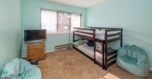 202 Joseph Ln, Dover NJ 07803-3049 exterior