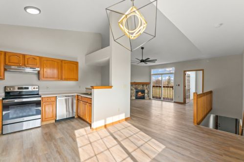 4790 Maple Leaf Cir, Milwaukee WI 53220-2783 exterior