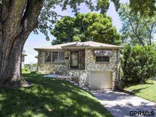 1705 70 Ave, Omaha NE  68104-4625 exterior
