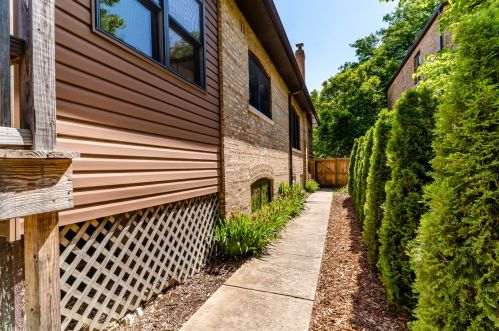 9738 Damen Ave, Chicago IL 60643-1629 exterior