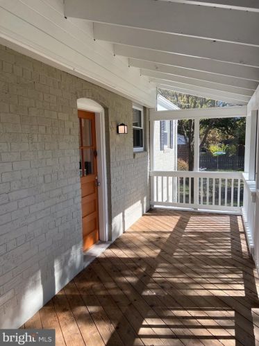 4608 Coachway Dr, Rockville MD  20852-2338 exterior