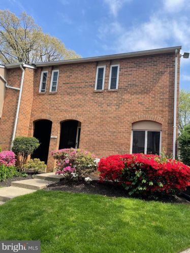 11221 Columbia Pike, Silver Spring MD 20901-4508 exterior