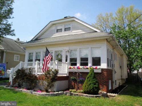 111 Oakland Ave, Camden NJ 08107-1212 exterior