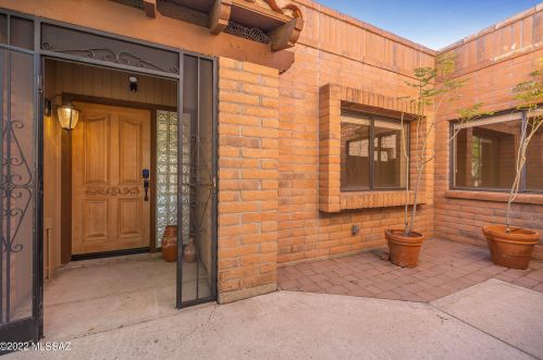 6830 Paseo Penoso, Tucson, AZ 85750-6346