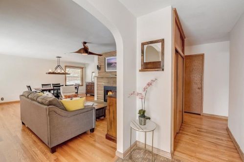 4510 Odana Rd, Madison WI  53711-1445 exterior