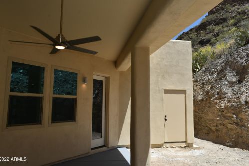 1825 Cinnabar Ave, Phoenix AZ  85020-1916 exterior