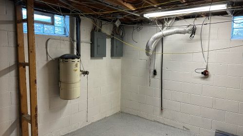 6818 Acacia St, Milwaukee WI  53223-5744 exterior