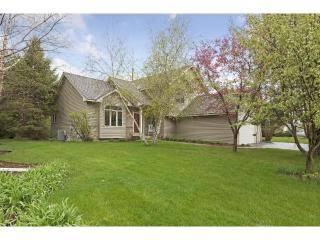 1381 Clippership Alcove, Saint Paul MN  55125-8563 exterior