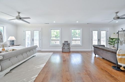 1477 Mercer Ave, Atlanta GA  30337-1515 exterior