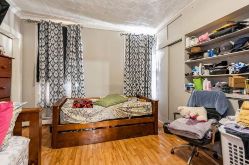 316 St, Union City NJ 07087-1622 exterior