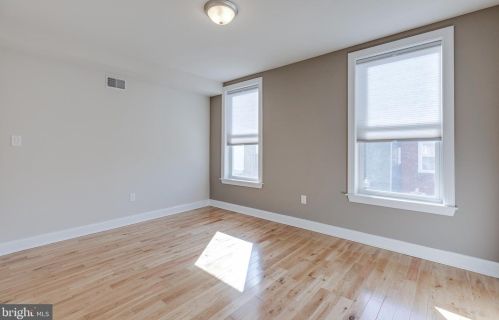 2308 Catharine St, Philadelphia PA 19143-1628 exterior