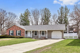1224 Foxglade Ct, Saint Charles IL  60174-4140 exterior