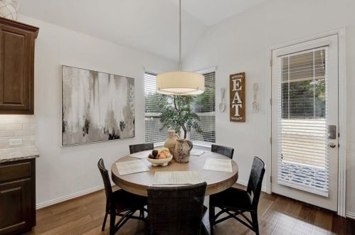 897 Catalina Ln, Austin TX 78737-4715 exterior