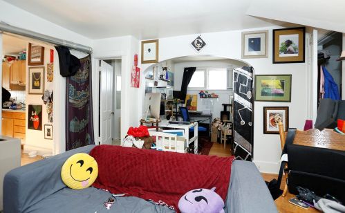 2453 Oakland Ave, Milwaukee WI 53211-4335 exterior