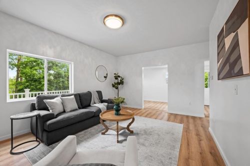 217 Logan St, Pittsburgh PA  15209-2811 exterior