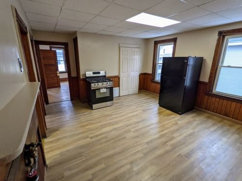 26 Mendon St, Worcester MA 01604-4804 exterior