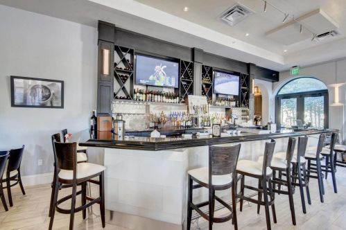 17894 Monte Vis Dr, Boca Raton FL 33496-1057 exterior