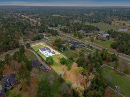 11410 Connie Ln, Montgomery TX 77316-5430 exterior