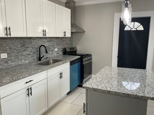 1319 Everett St, Pittsburgh PA  15221-1860 exterior