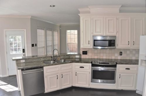 8422 Atascocita Lk Way, Humble TX 77346-1784 exterior