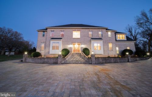 15529 Holly Grove Rd, Silver Spring MD 20905-3815 exterior