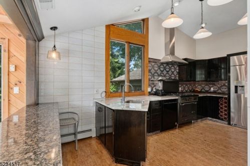 16 Is Trl, Sparta NJ 07871 exterior