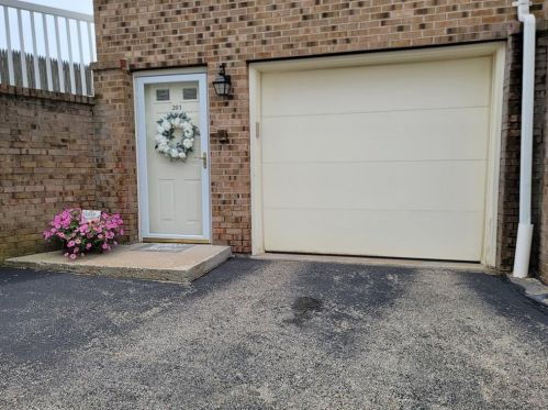 53 Columbus Ave, Providence, RI 02911-2484