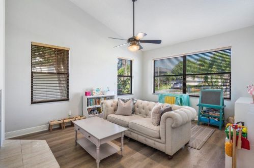 1338 3rd St, Boca Raton FL  33486-4430 exterior