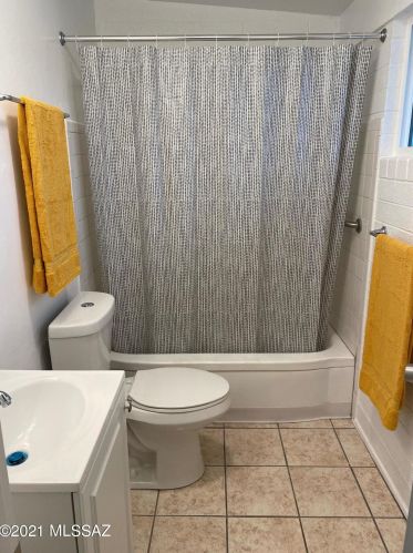 1104 Kentucky St, Tucson AZ  85714-3227 exterior