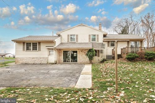 4125 Grandview Rd, Hanover PA 17331-9753 exterior