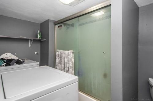 460 Chalkstone Ave, Providence RI 02909-4918 exterior