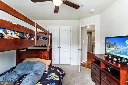 7722 Hollins Chapel Ct, Glen Burnie MD 21060-8396 exterior