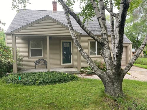 10923 Marion St, Milwaukee, WI 53222-1126