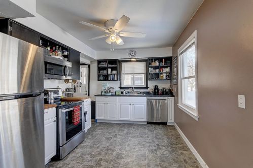 8503 Morgan Ave, Milwaukee WI  53228-1519 exterior