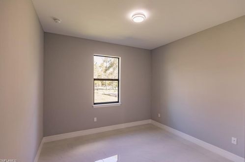 3496 16 Ave, Naples FL 34120-2241 exterior